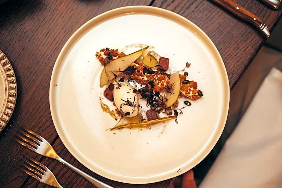 The Peacock at Rowsley