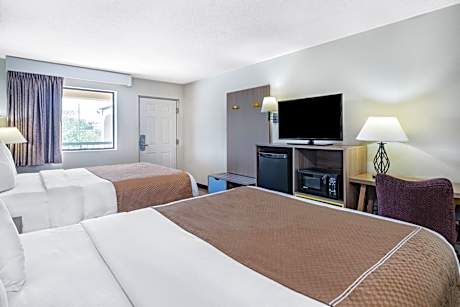 Queen Room with Two Queen Beds