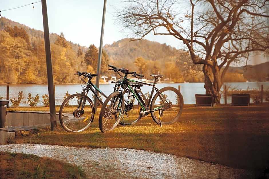 Luxury glamping Chocolate village