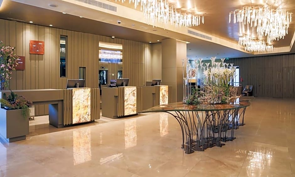 The Legacy Luxury Hotel