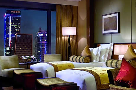 Club Premier Twin Room