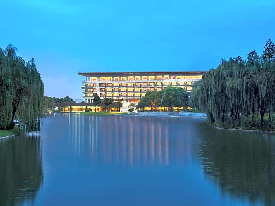 The Yuluxe Sheshan, Shanghai, A Tribute Portfolio Hotel (Formerly Le Meridien She Shan Shanghai)