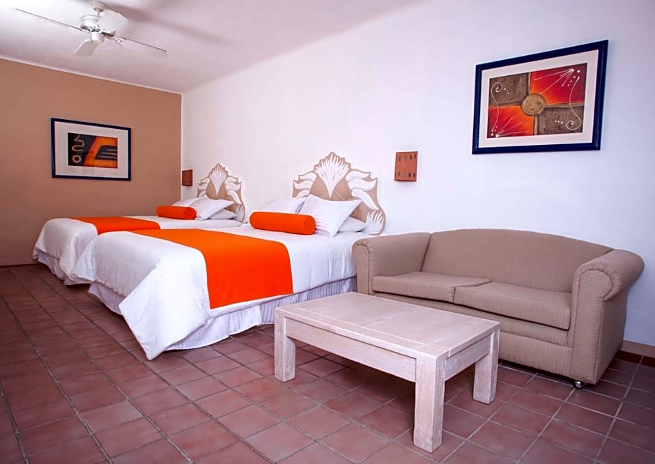 Flamingo Vallarta Hotel & Marina