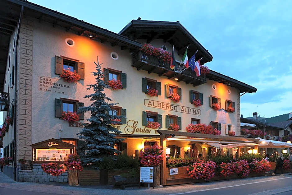 Hotel Alpina