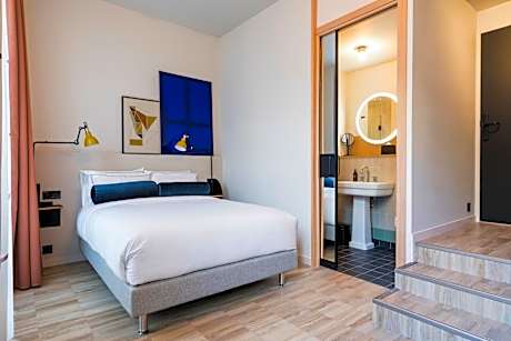 Cozy Double Queen Size