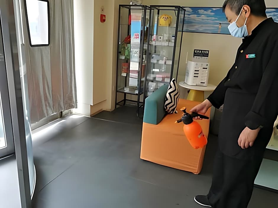 Magnotel Business Xining Dashizi Mojia Street