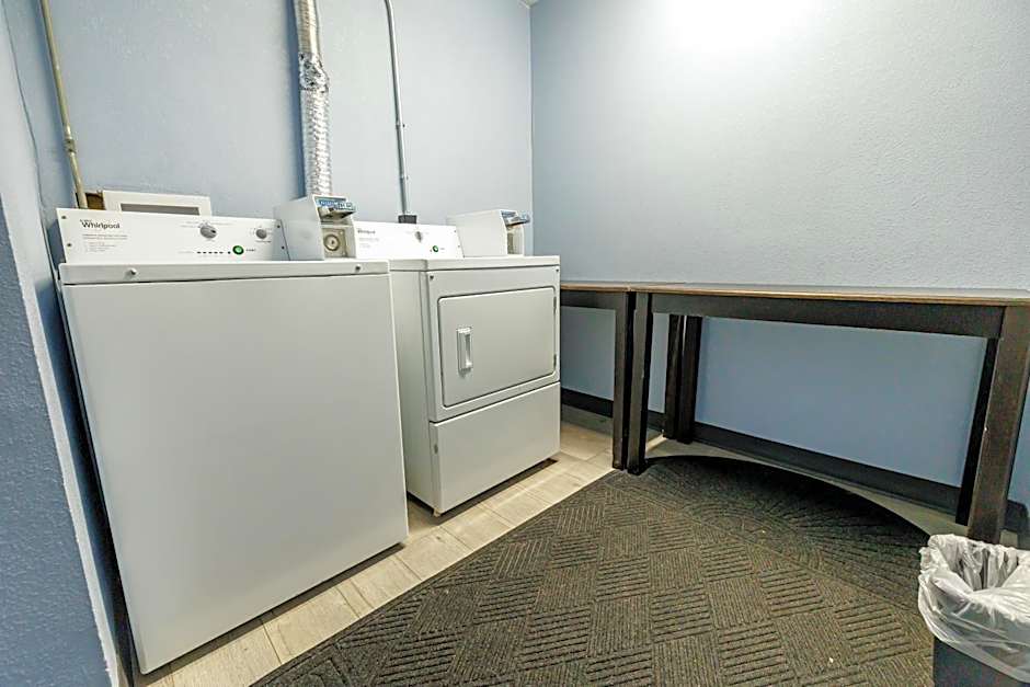 New Victorian Inn & Suites Omaha