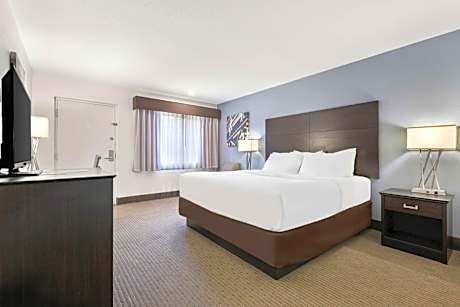 Two-Bedroom Family Suite