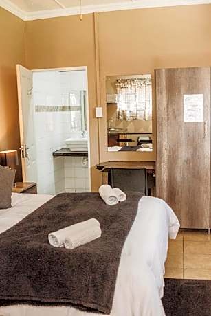 Luxury Suite with bath