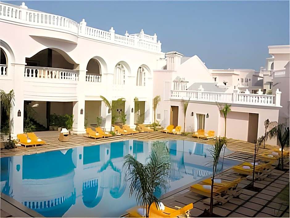 Club Mahindra Emerald Palms