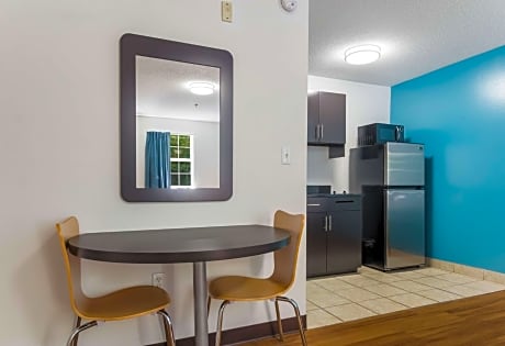 Deluxe Quadruple Room - Non-Smoking