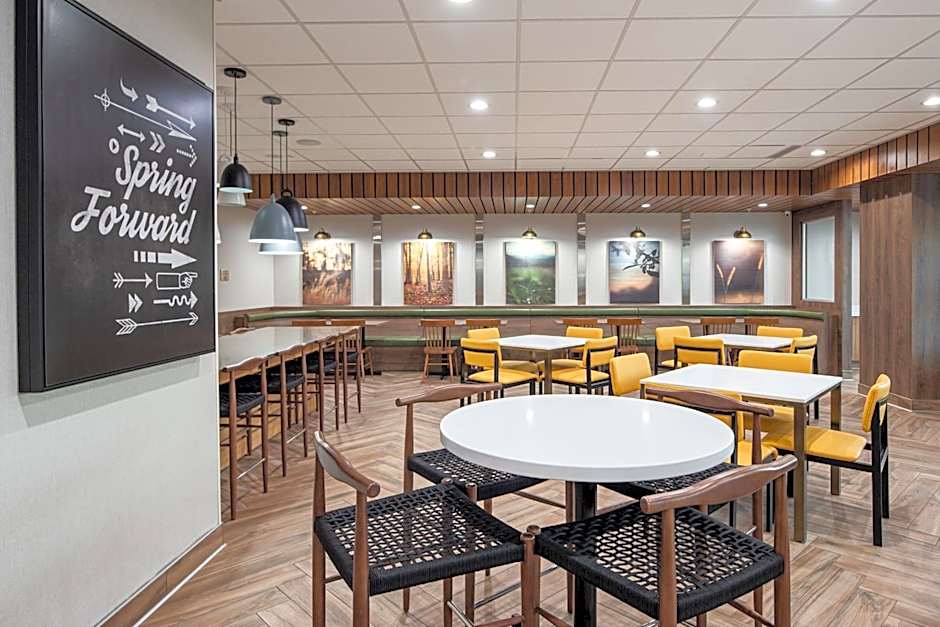 Fairfield Inn & Suites by Marriott Anaheim Los Alamitos