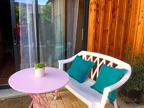 Auprès du château 2