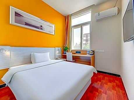 WH - Traditional Bed Room