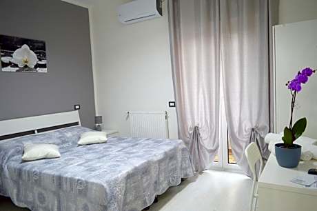 Deluxe Double or Twin Room with Garden View