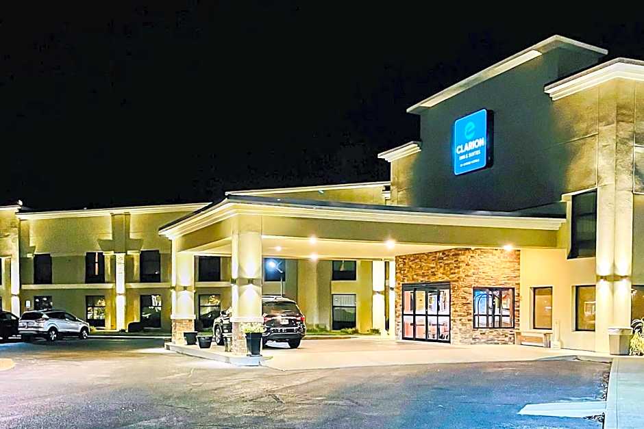 Clarion Inn & Suites Evansville Eastland Area