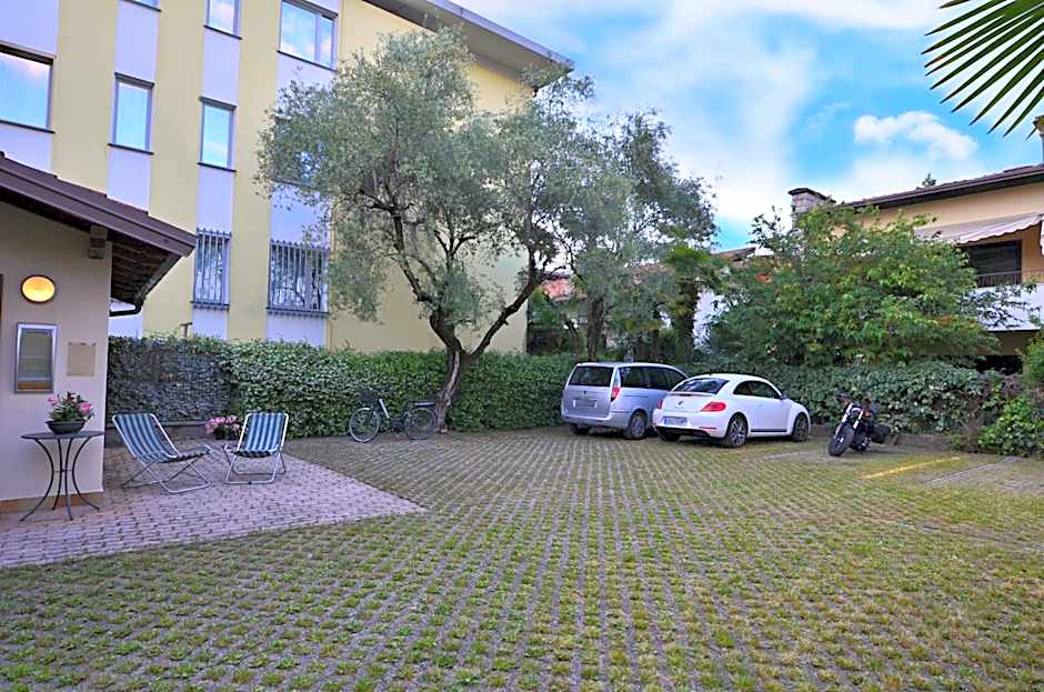 Villa Phoenix - Lake Apartments