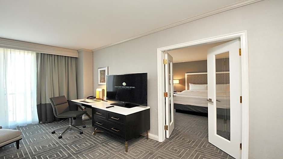 InterContinental Kansas City at the Plaza By IHG