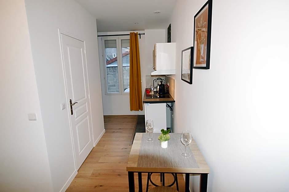 Studios Lsquare Residence AFPA