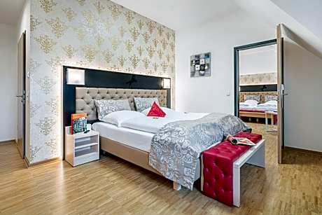 Grand Deluxe Double/Twin – main building- (4-star category)