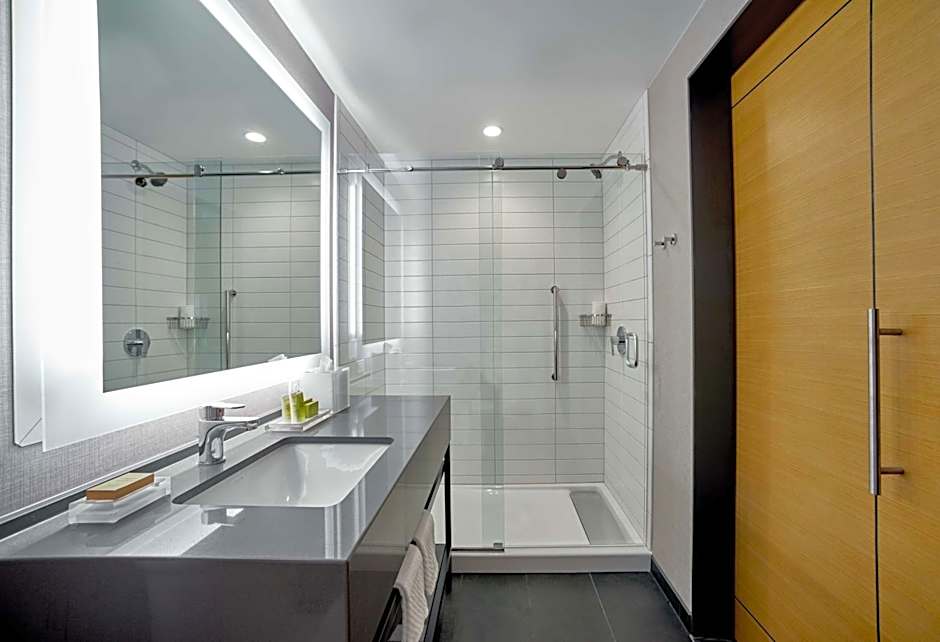 Hilton Des Moines Downtown