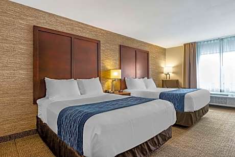 Queen Room with Two Queen Beds - Non-Smoking