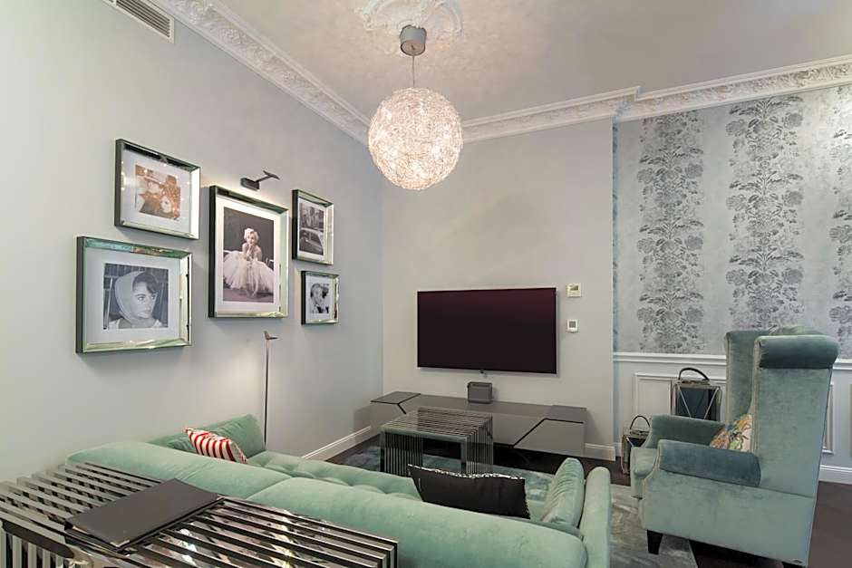 Rubin Luxury Apartments