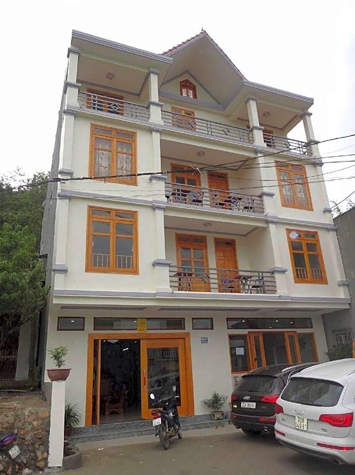 Mountain City Hotel