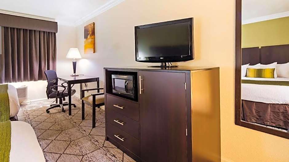 Best Western Executive Inn