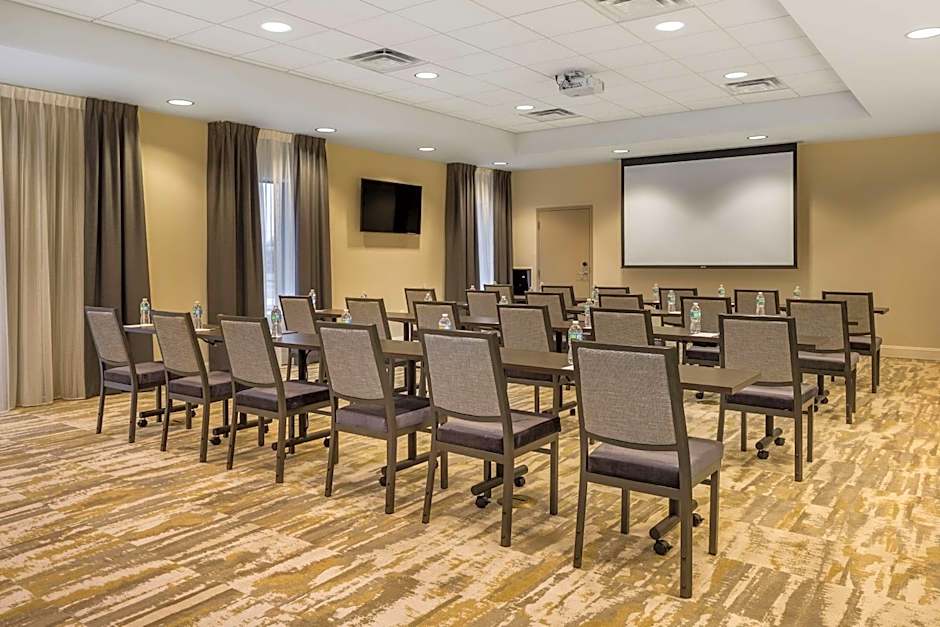 Hampton Inn By Hilton - Suites Newport-Cincinnati KY