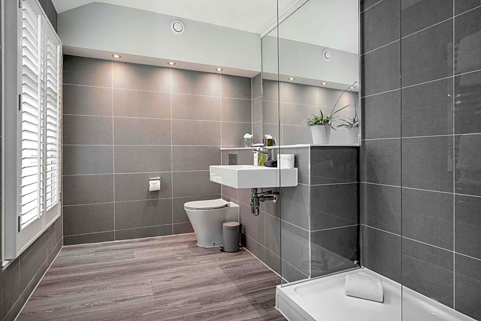 The Regent Aparthotel