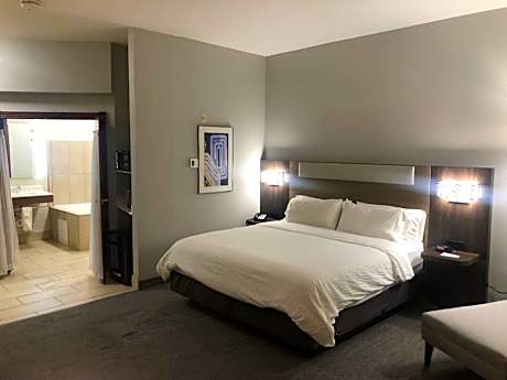 King Room - Non-Smoking