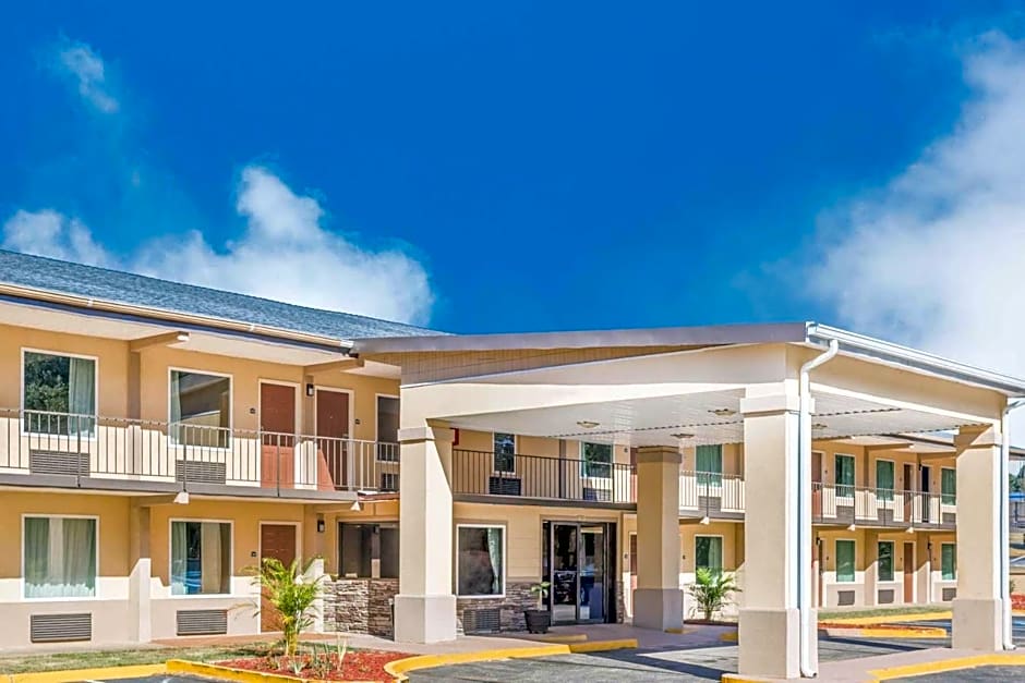 Days Inn by Wyndham Lavonia