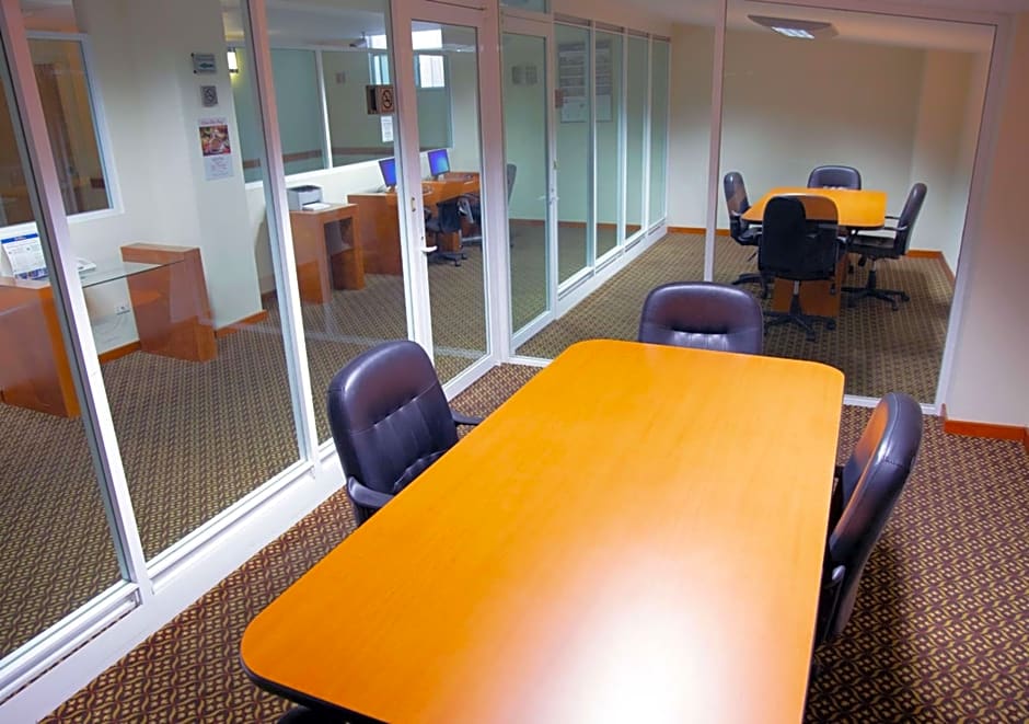 Best Western Plus Plaza Vizcaya