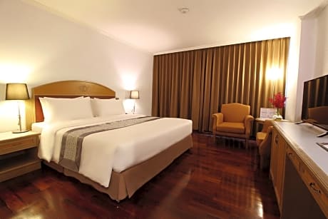 Grand Tower Inn Rama Vi Hotel