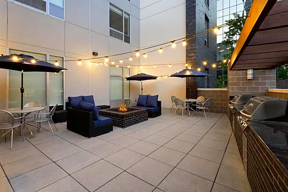Home2 Suites by Hilton Greenville Downtown