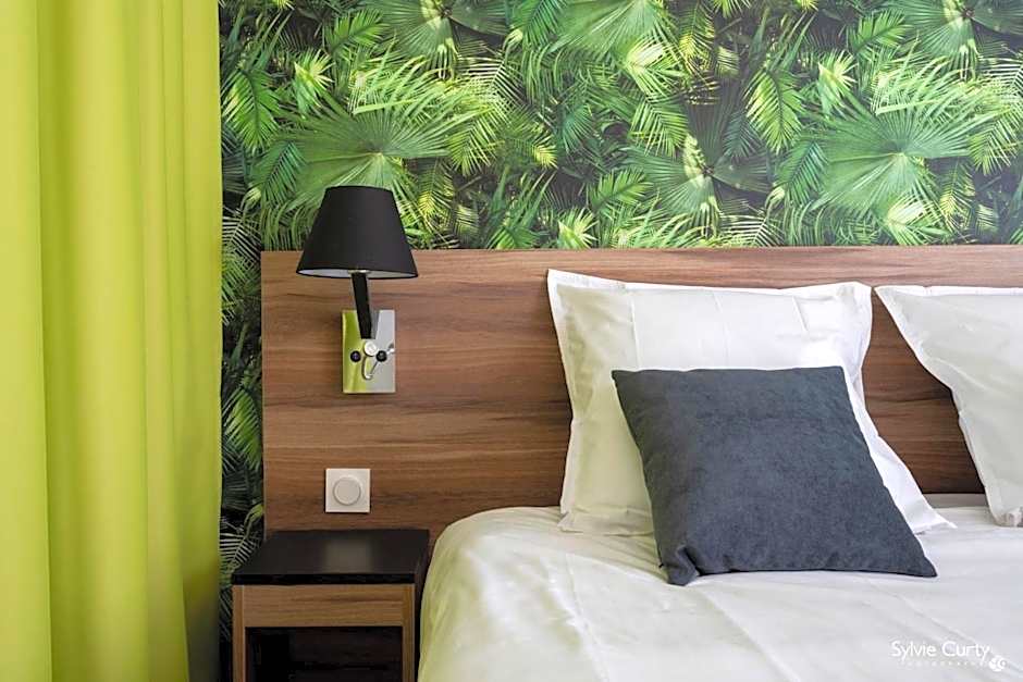 ATHOME RESIDENCE ET SPA