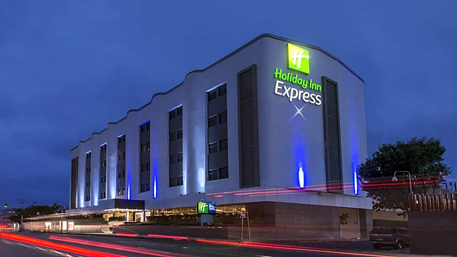 Holiday Inn Express Mexico - Toreo By IHG