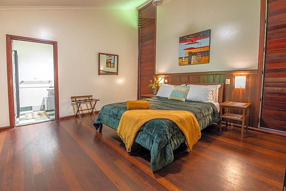 Photo 1 of 8 of 1 Queen Bed Cabin, View