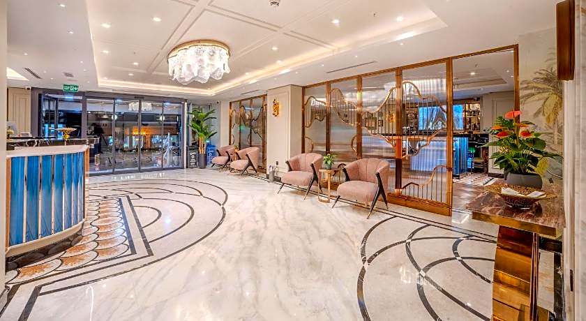 Grand Hilarium Hotel