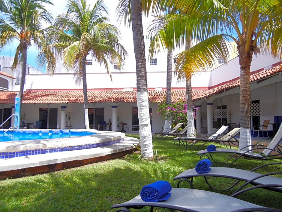 Hotel Plaza Almendros