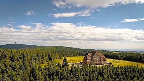 Naturhotel Sachsenbaude Oberwiesenthal - Indoor-Pool & Outdoor-Whirlpool