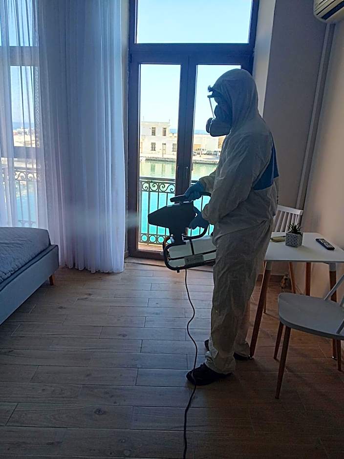 Faros Rooms
