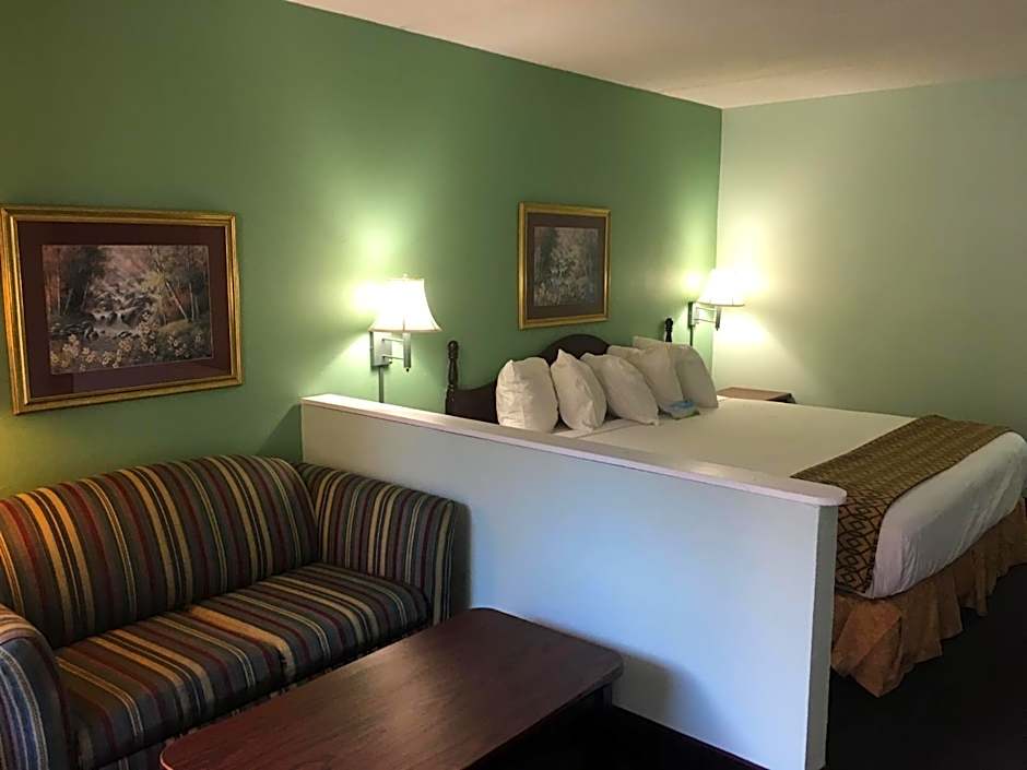 Days Inn by Wyndham Lavonia