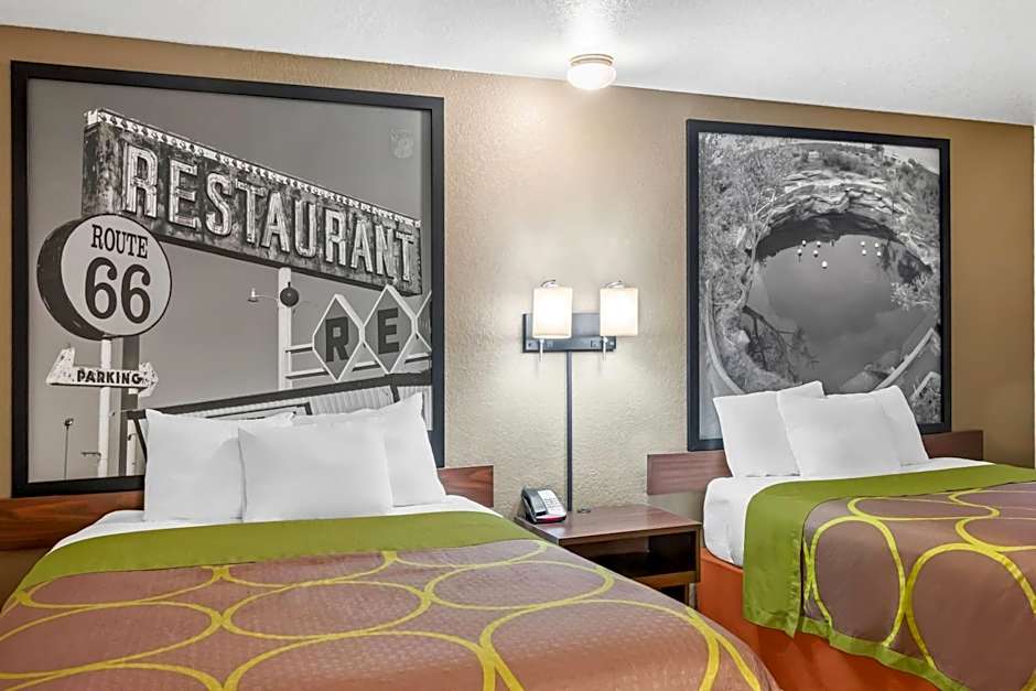 Super 8 by Wyndham Santa Rosa