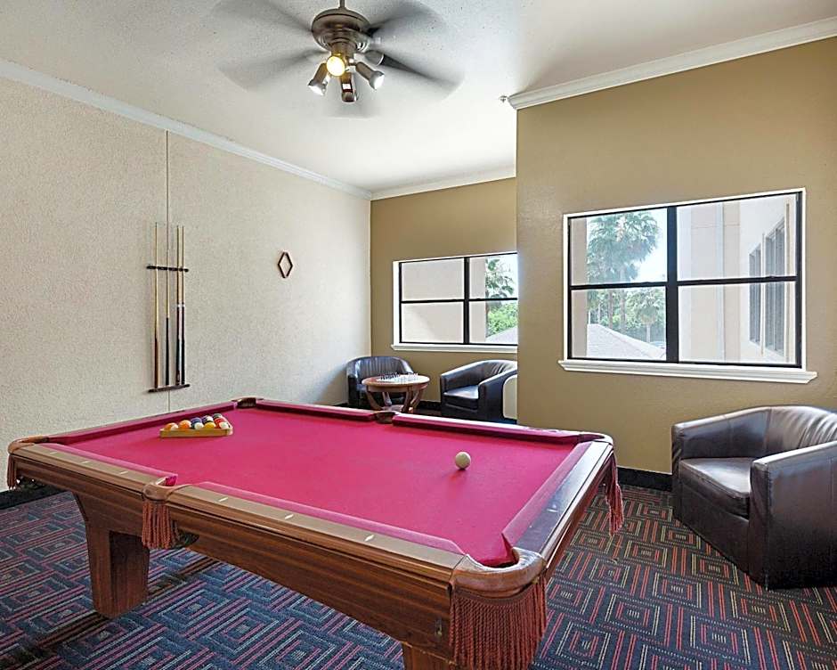Comfort Suites Deer Park Pasadena