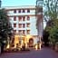 The Grand Magrath Hotel