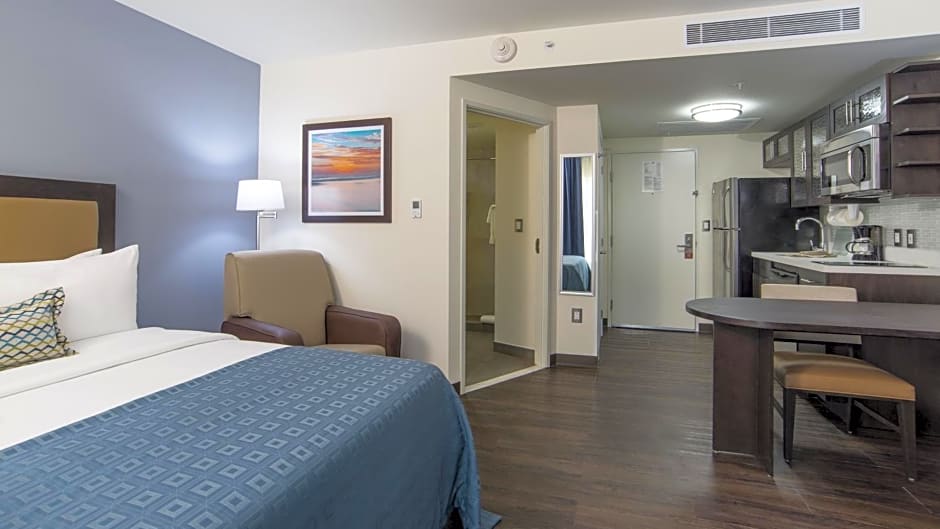 Candlewood Suites Queretaro Juriquilla By IHG