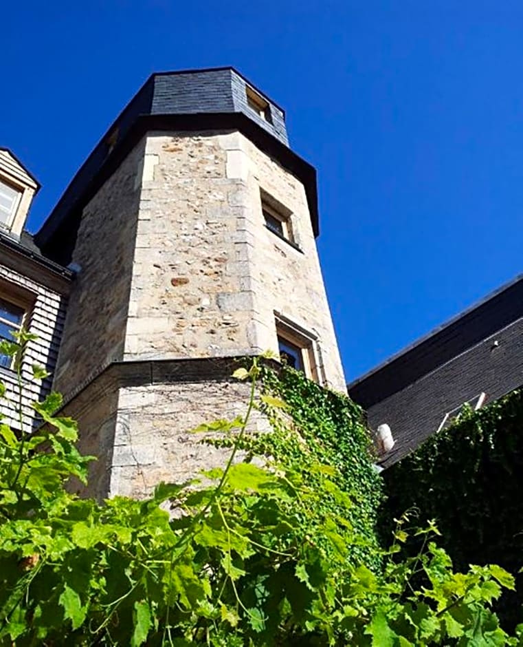 Photo 1 of 41 of Logis Saint-Flaceau