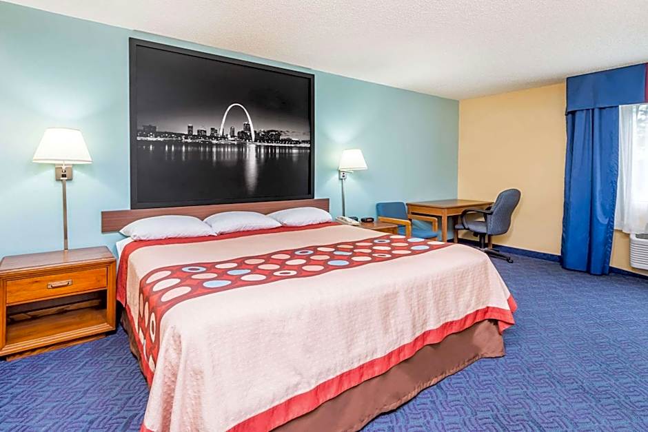 Super 8 by Wyndham O'Fallon